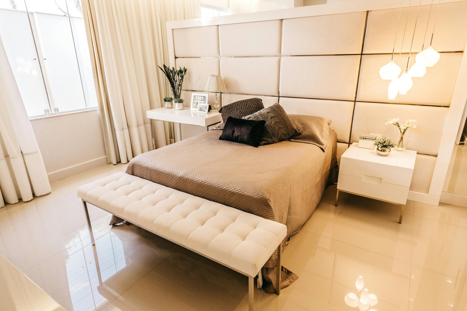 Bedroom Furniture Styles in Dubai | Minimalist to Luxury | Kustom Deco