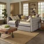 Tufted Chesterfield Daybed - Image 6